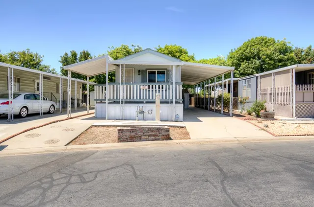 $42,000 | 1218 East Cleveland Avenue, Unit 23, Madera, CA 93638