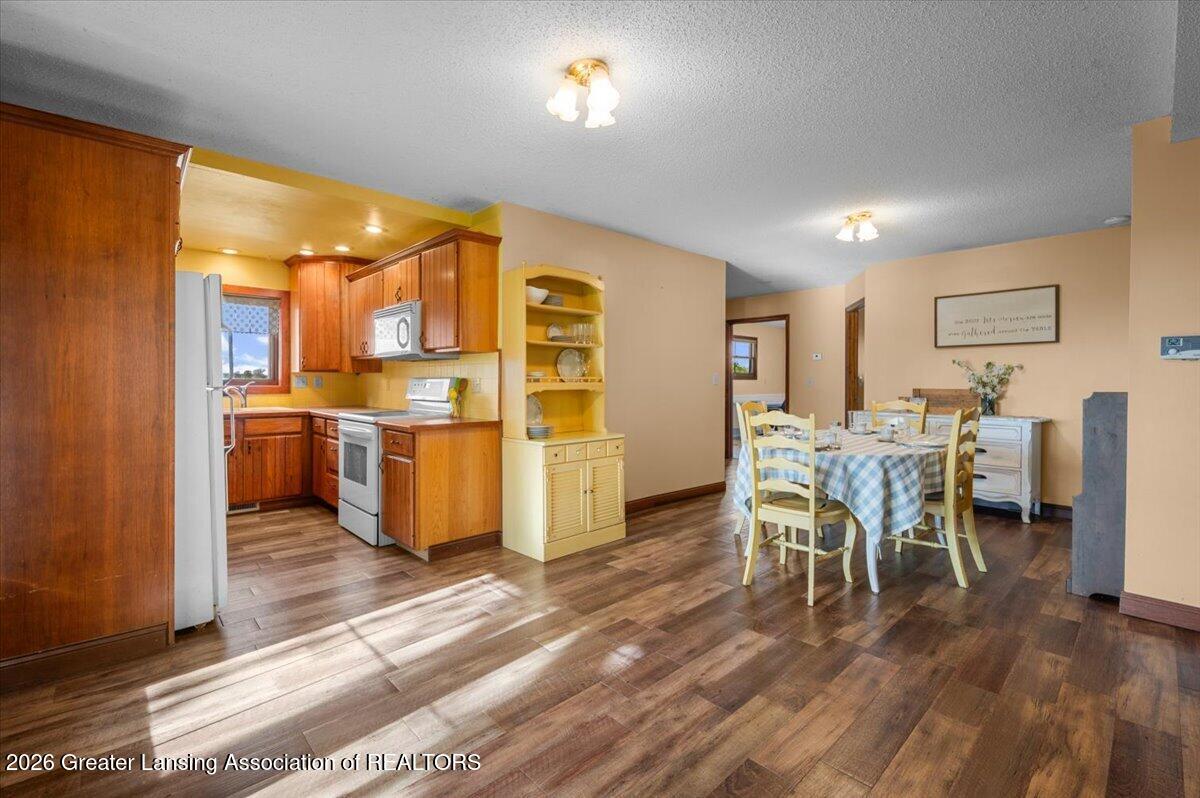 5120 West Humphrey Road Ithaca, MI 48847 - Photo 20 of 59 45-INTERIOR 07