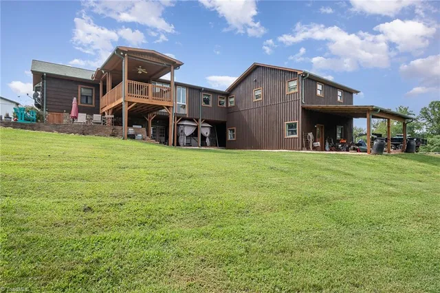 $1,200,000 | 300 Tom Hunter Road, Pilot Mountain, NC 27041