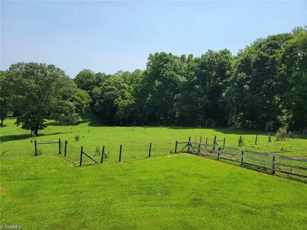 $1,200,000 | 300 Tom Hunter Road, Pilot Mountain, NC 27041