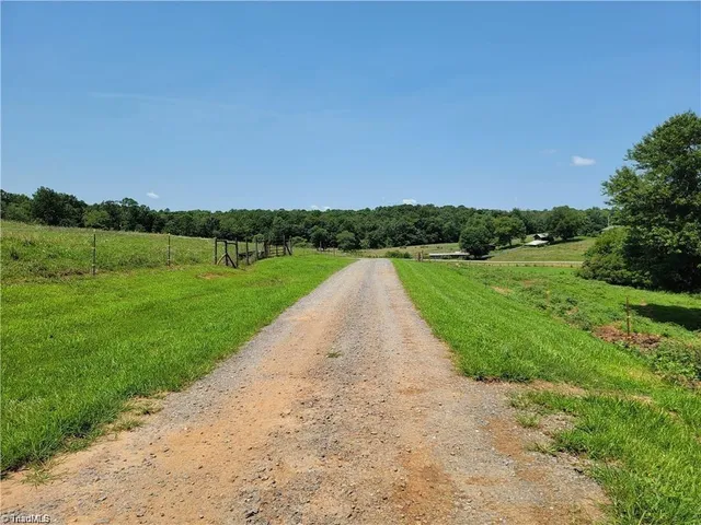 $1,200,000 | 300 Tom Hunter Road, Pilot Mountain, NC 27041