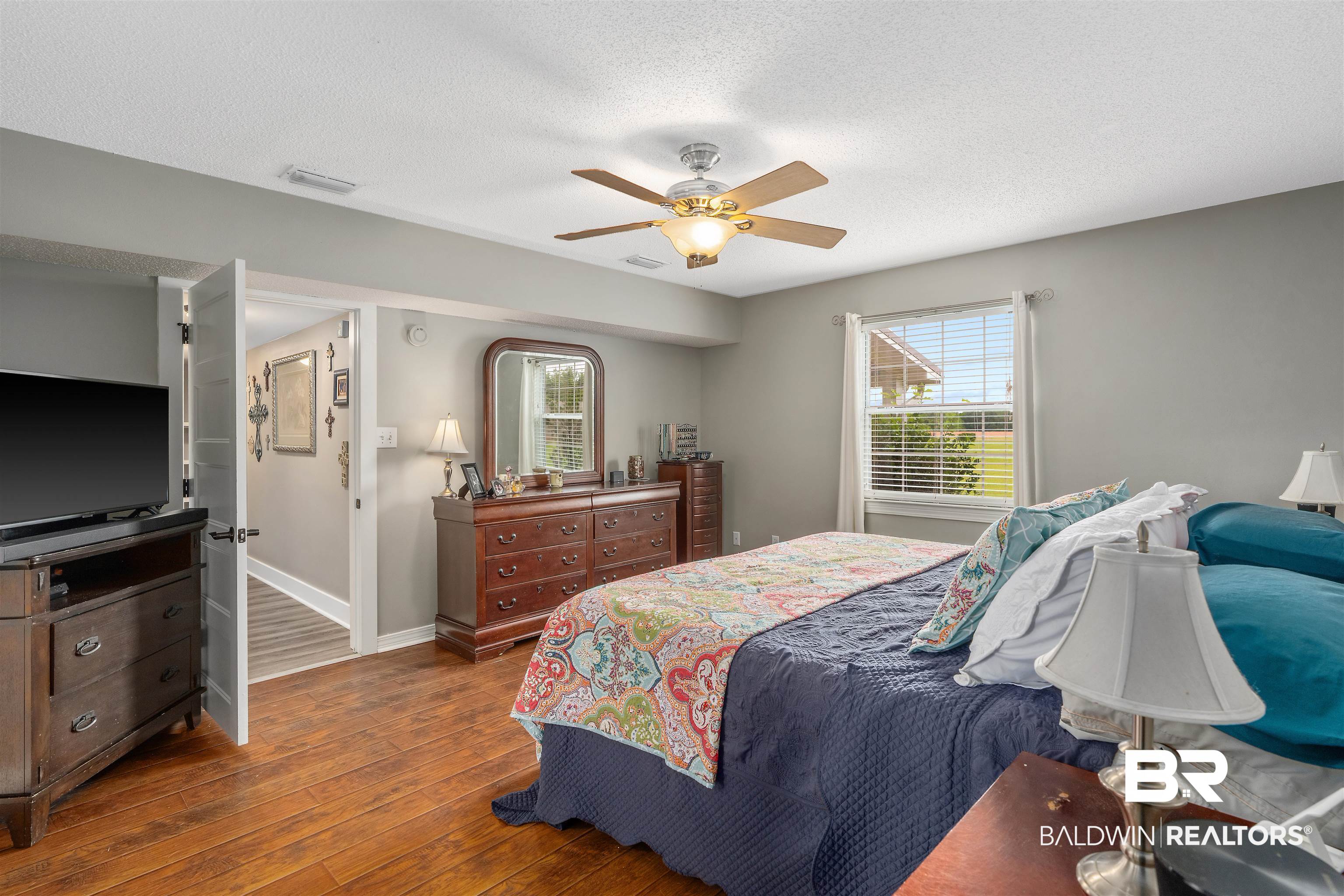 20011 Lawrence Road Fairhope, AL 36532 - Photo 19 of 41 Primary Bedroom