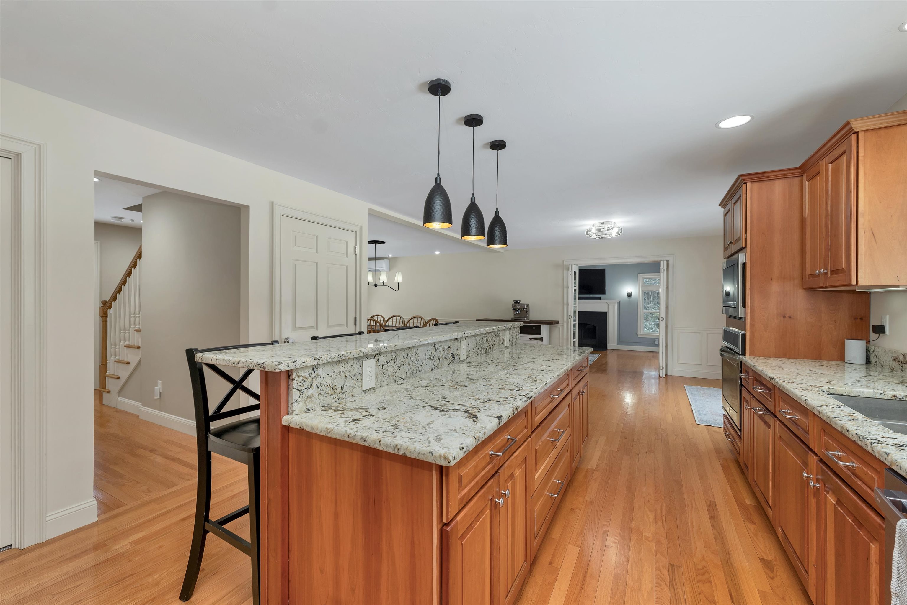 37 Allen Road Bow, NH 03304 - Photo 6 of 60