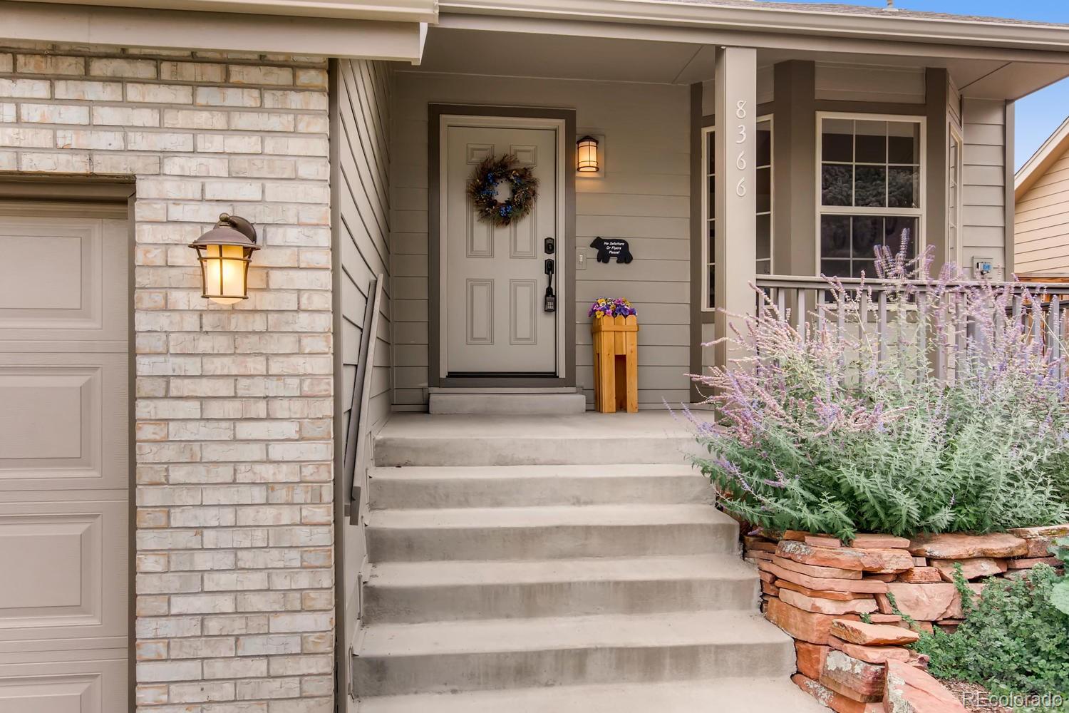 8366 Cobblestone Street Highlands Ranch, CO 80126 - Photo 3 of 25 Gallery Image 3