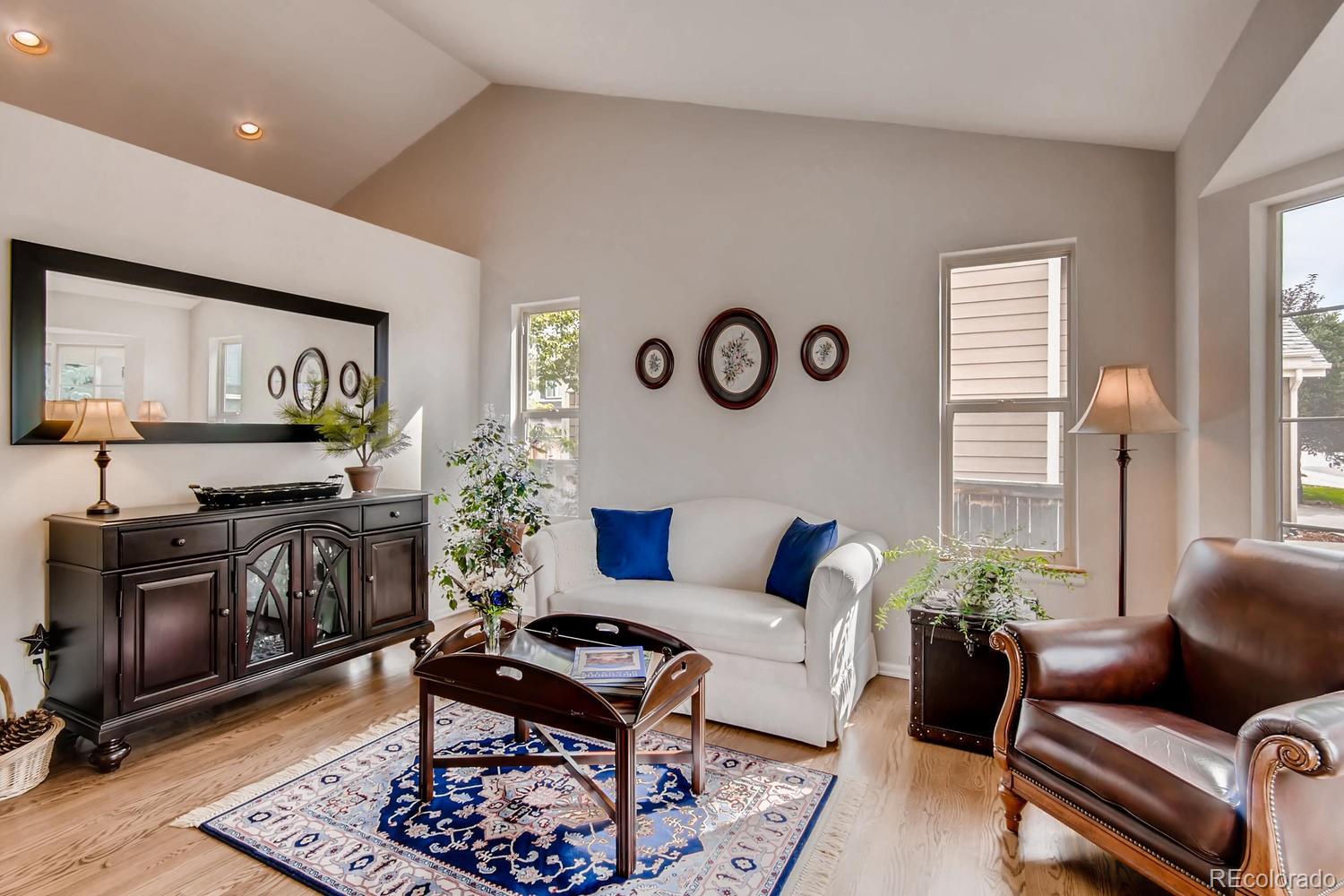 8366 Cobblestone Street Highlands Ranch, CO 80126 - Photo 5 of 25 Gallery Image 5