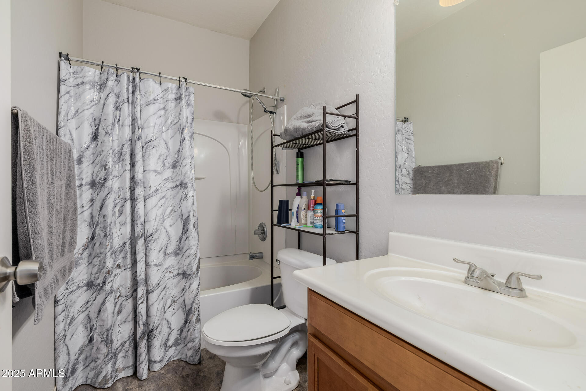 241 Mountain View Road San Tan Valley, AZ 85143 - Photo 38 of 62 a bathroom with a sink toilet and shower