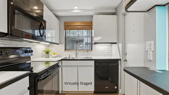 $212,500 | 1775 North Andrews Square, Unit 101W, Fort Lauderdale, FL 33311