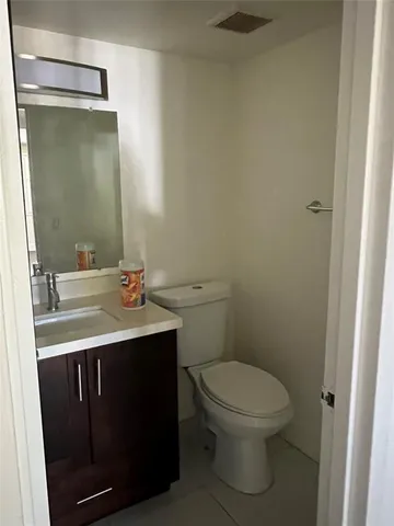 $1,750 | 1800 Sans Souci Boulevard, Unit 332, North Miami, FL 33181
