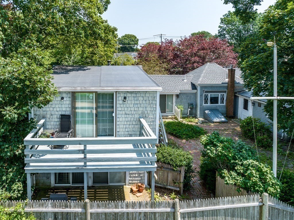 125 Parker Road Barnstable, MA 02655 - Photo 3 of 34