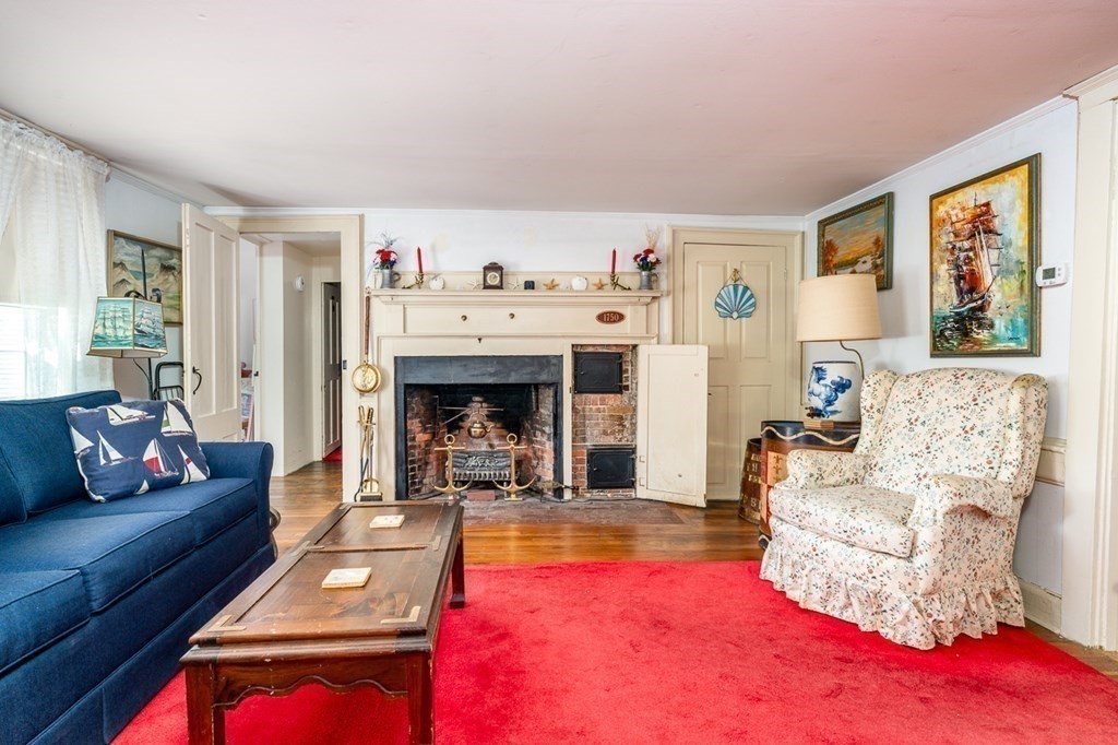 125 Parker Road Barnstable, MA 02655 - Photo 5 of 34
