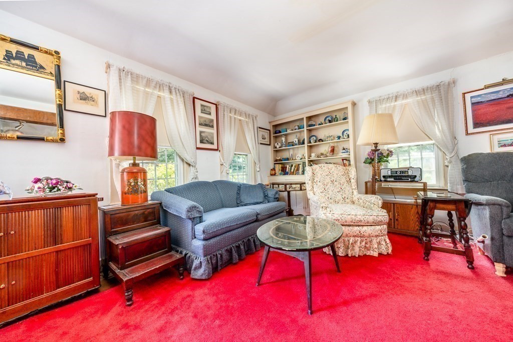 125 Parker Road Barnstable, MA 02655 - Photo 8 of 34