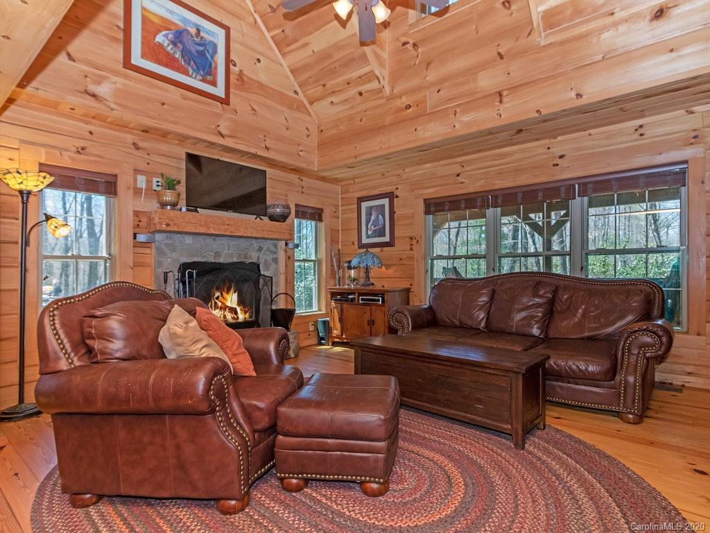 1385 Big Branch Road Brevard, NC 28712 - Photo 6 of 19 Gallery Image 6
