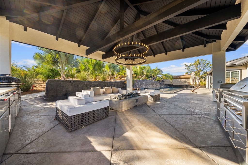 6069 Cannich Road Riverside, CA 92507 - Photo 10 of 75