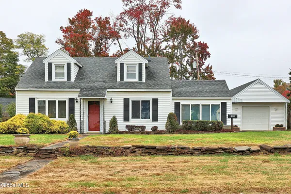 $235,000 | 1030 Helen Street, Rotterdam, NY 12303