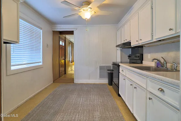 $235,000 | 1030 Helen Street, Rotterdam, NY 12303