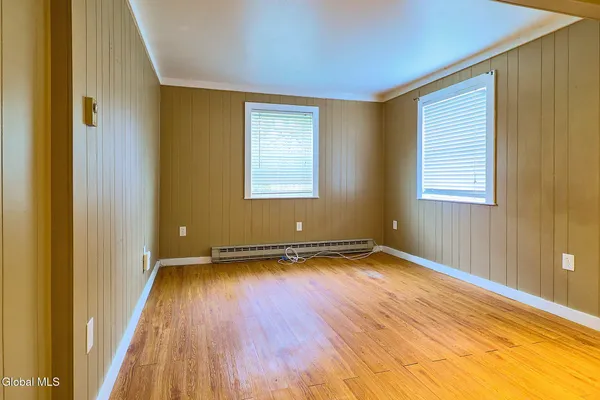 $235,000 | 1030 Helen Street, Rotterdam, NY 12303