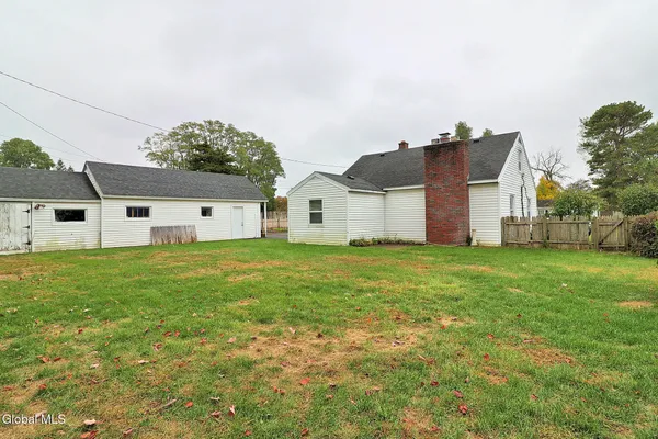 $235,000 | 1030 Helen Street, Rotterdam, NY 12303