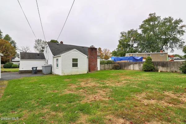 $235,000 | 1030 Helen Street, Rotterdam, NY 12303