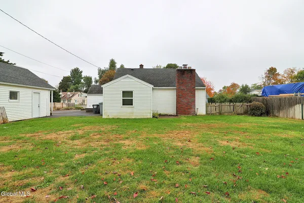 $235,000 | 1030 Helen Street, Rotterdam, NY 12303