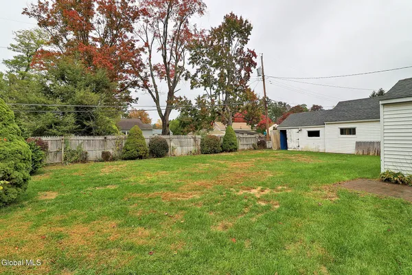 $235,000 | 1030 Helen Street, Rotterdam, NY 12303