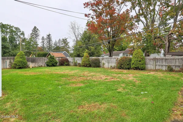 $235,000 | 1030 Helen Street, Rotterdam, NY 12303