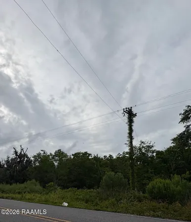 $200,000 | 333 (east) Intracoastal City La, Abbeville, LA 70510