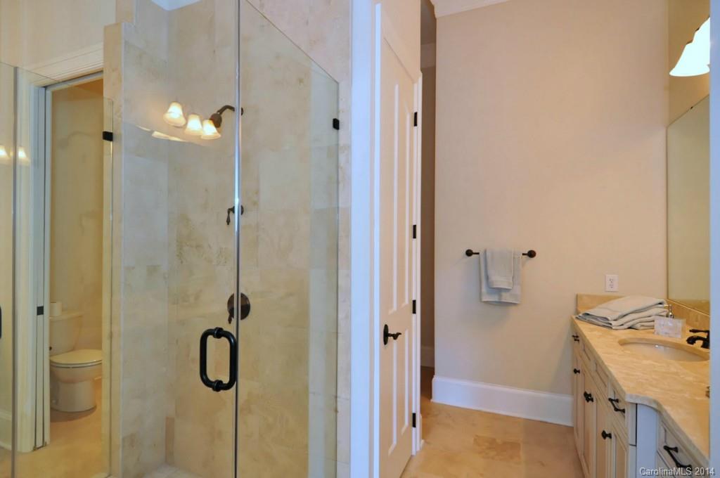 2223 Croydon Road, Unit 401 Charlotte, NC 28207 - Photo 16 of 22 Gallery Image 16