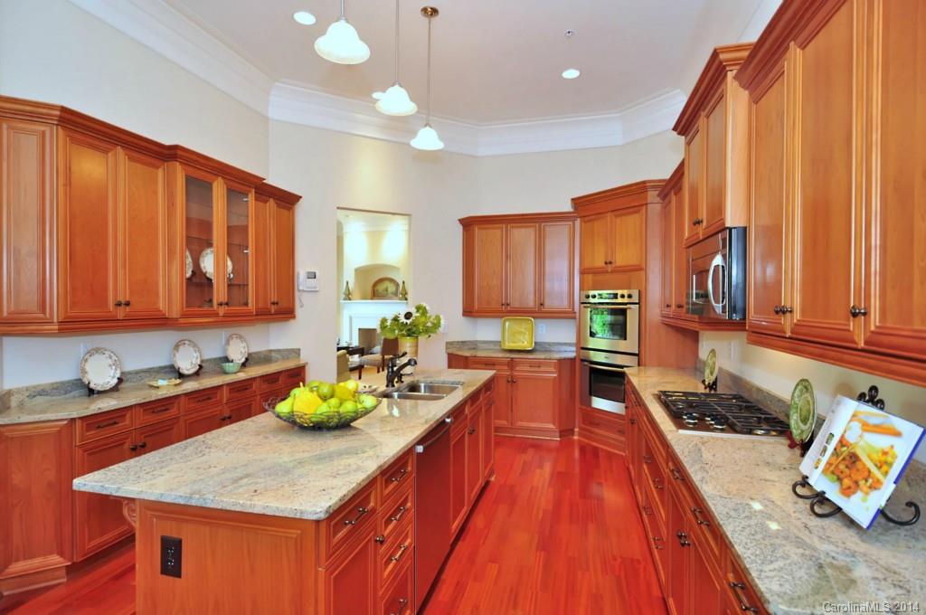 2223 Croydon Road, Unit 401 Charlotte, NC 28207 - Photo 9 of 22 Gallery Image 9