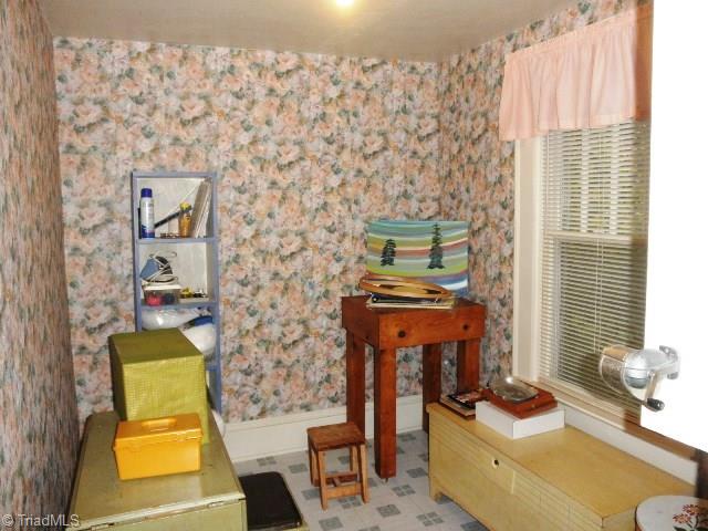 2738 Cole Road Winston-Salem, NC 27107 - Photo 12 of 30 Gallery Image 12