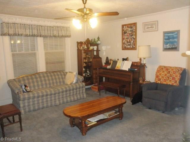 2738 Cole Road Winston-Salem, NC 27107 - Photo 6 of 30 Gallery Image 6