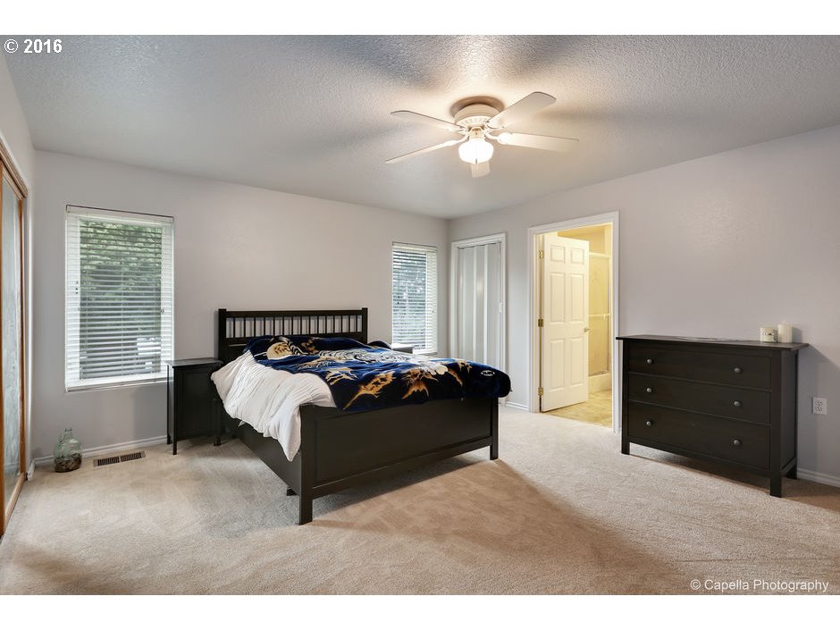 6440 Caldwell Road Gladstone, OR 97027 - Photo 13 of 23 Bedroom, Primary