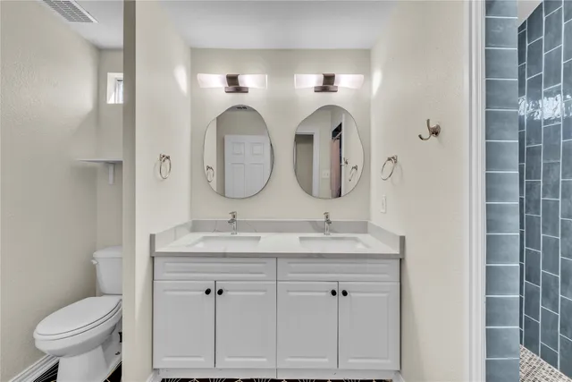 $3,850 | 2403 South 3rd Street, Austin, TX 78704