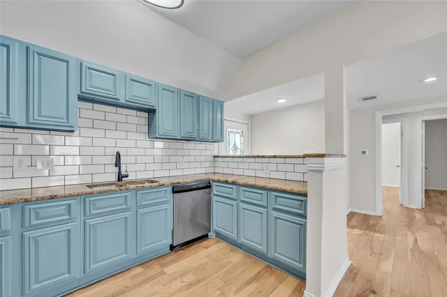 $3,850 | 2403 South 3rd Street, Austin, TX 78704