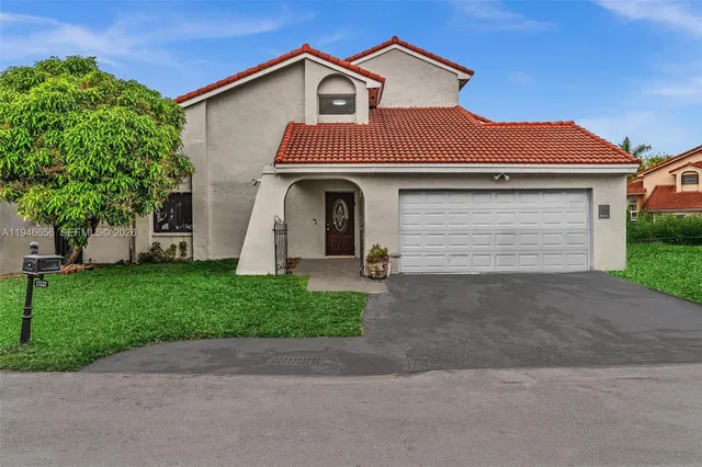$799,000 | 17532 Northwest 61st Court North, Hialeah, FL 33015