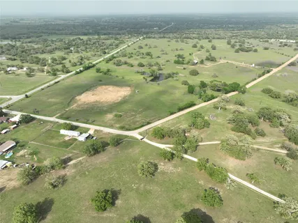 $700,000 | 141 St Giddings Tx 78942, Giddings, TX 78942
