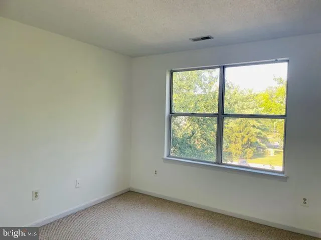 $2,500 | 10010 Vanderbilt Circle, Unit 119, Rockville, MD 20850