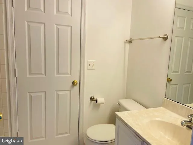 $2,500 | 10010 Vanderbilt Circle, Unit 119, Rockville, MD 20850