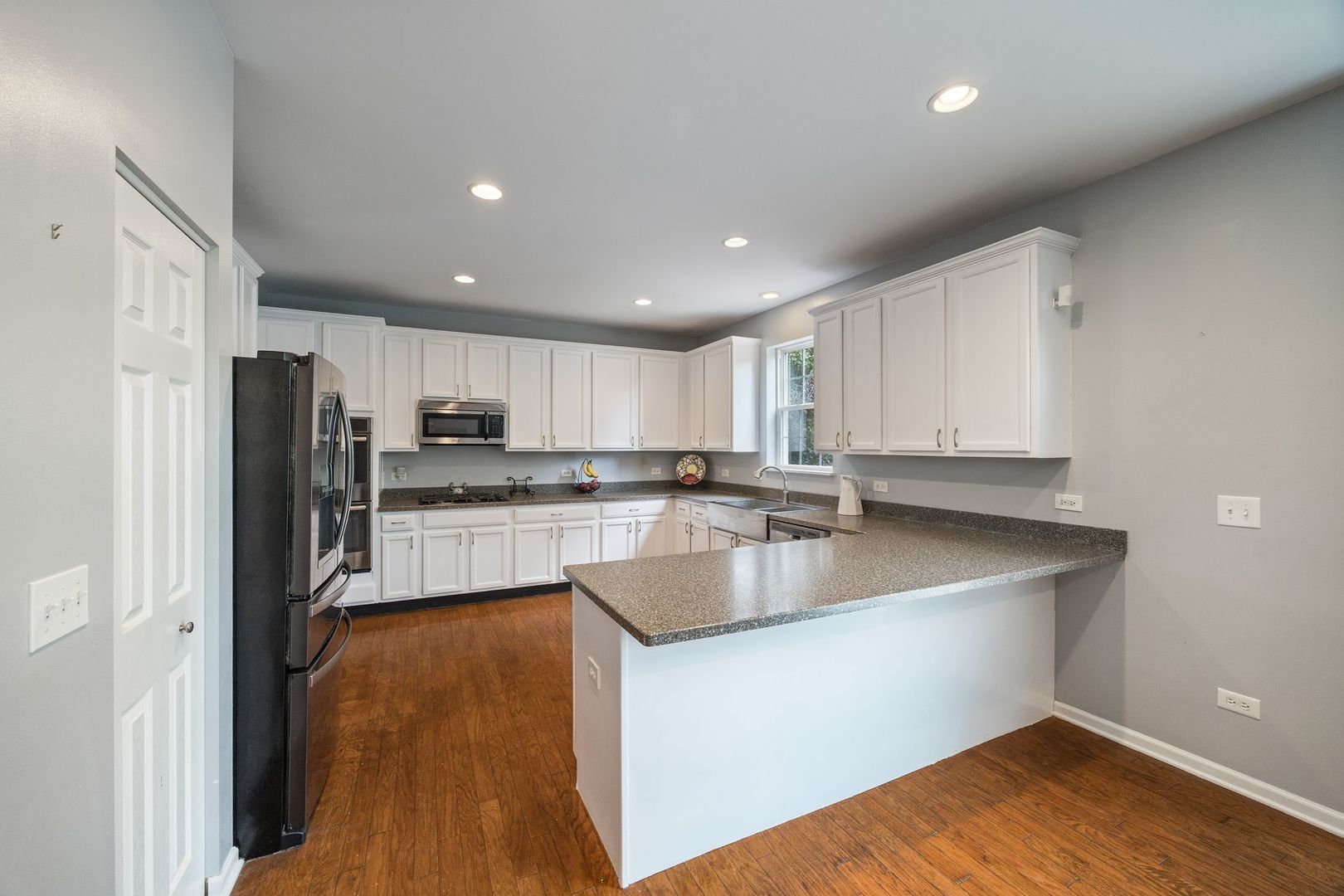 1616 Sutton Place Bolingbrook, IL 60490 - Photo 14 of 45