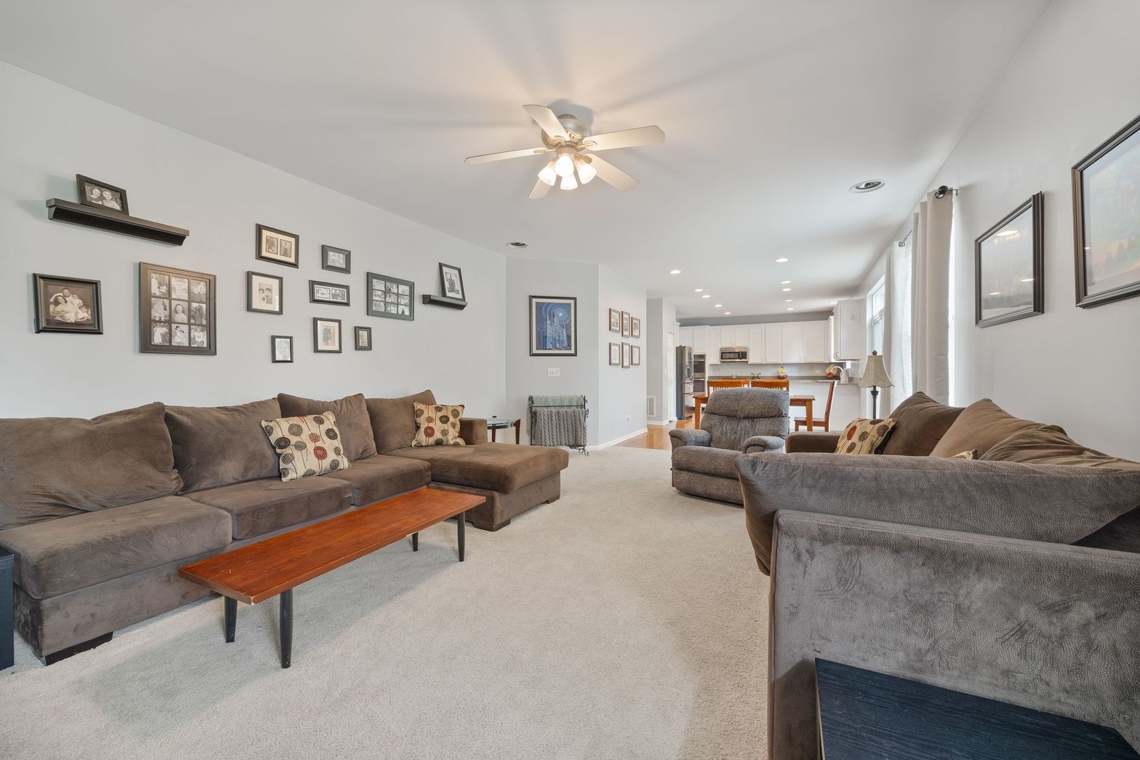 1616 Sutton Place Bolingbrook, IL 60490 - Photo 18 of 45