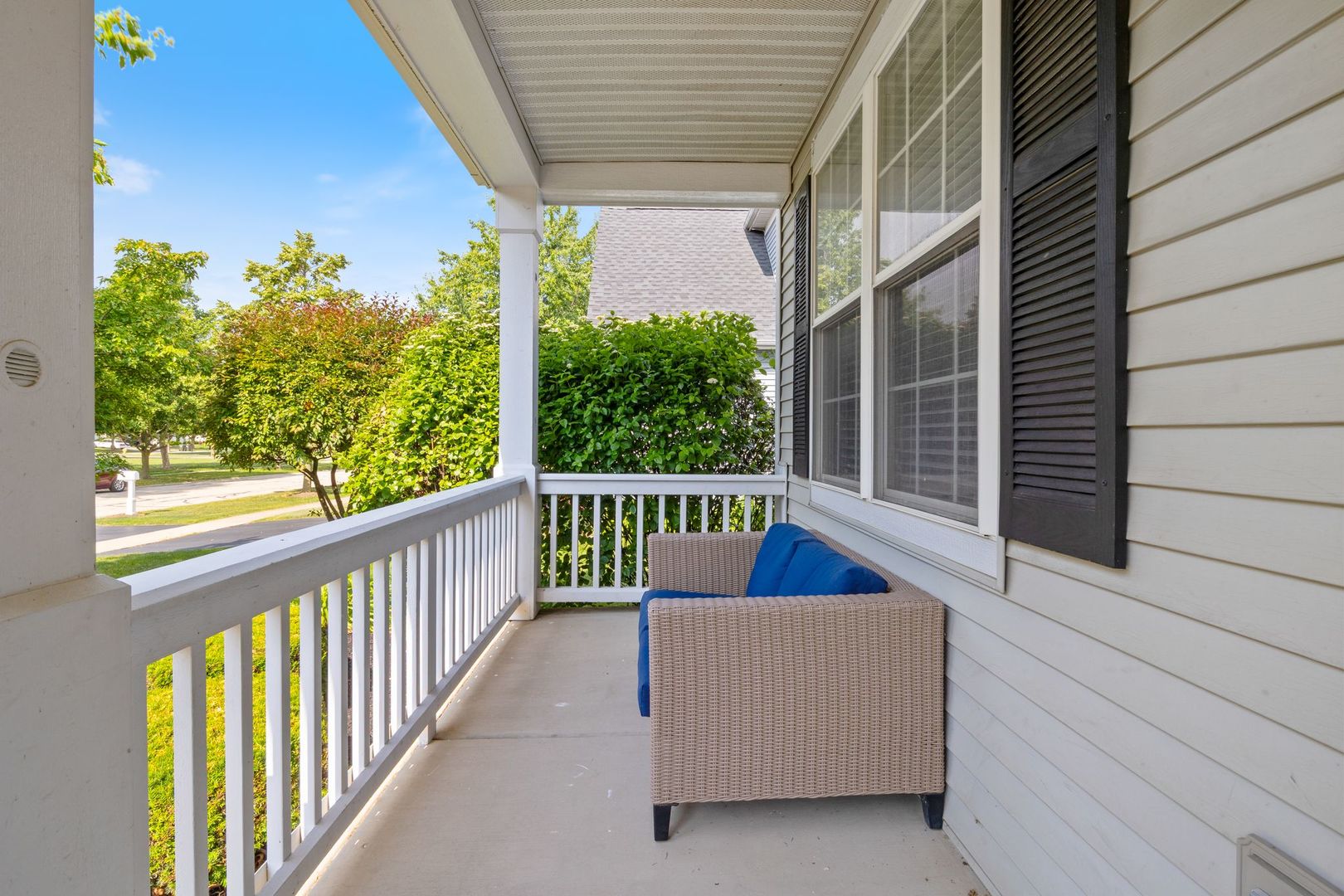 1616 Sutton Place Bolingbrook, IL 60490 - Photo 4 of 45