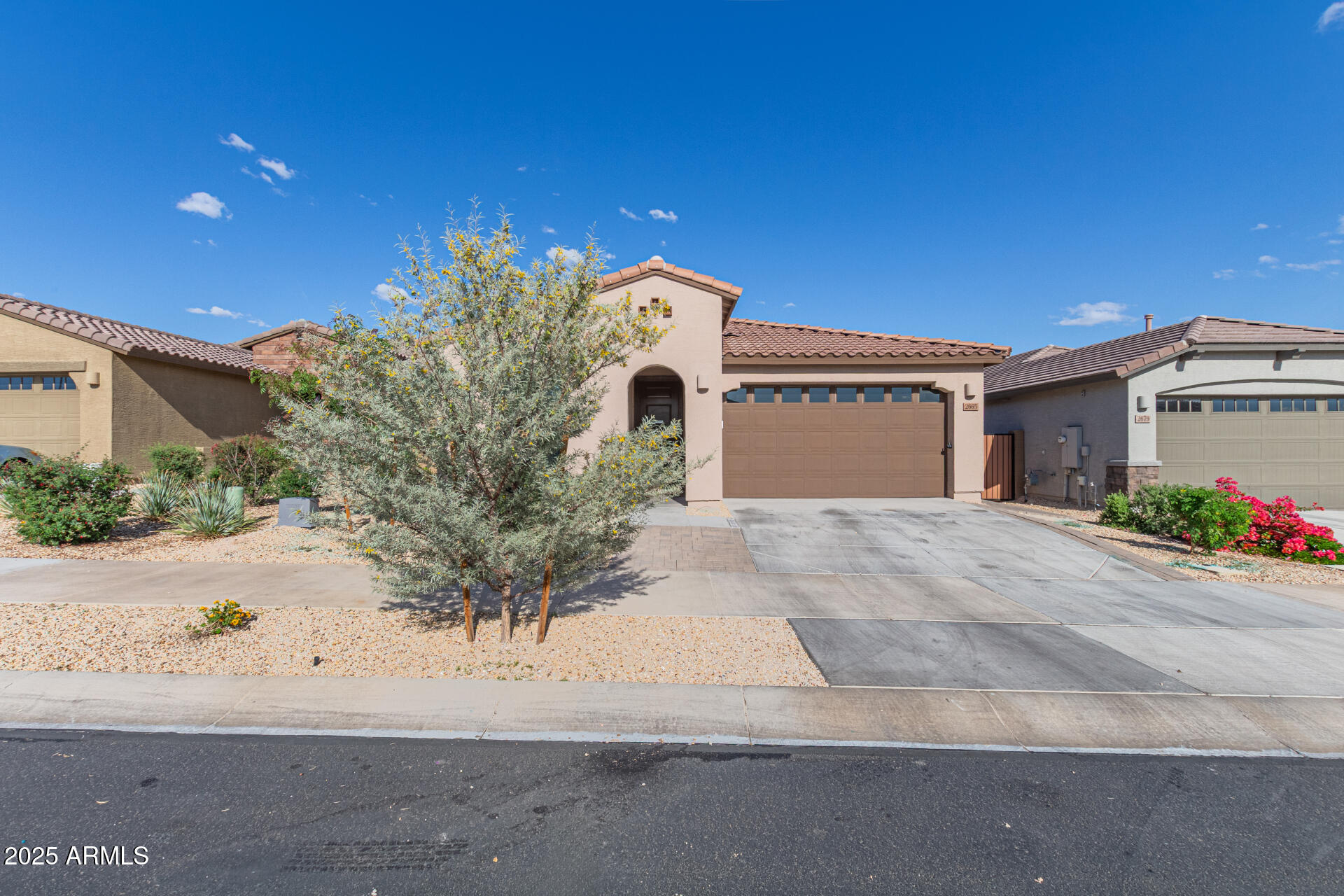 2665 South Prospector Point Road Apache Junction, AZ 85119 - Photo 1 of 35 01-Prospector
