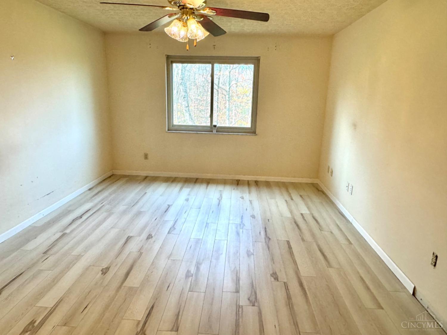 6588 Hearne Road, Unit 34 Cincinnati, OH 45248 - Photo 15 of 26 Gallery Image 15