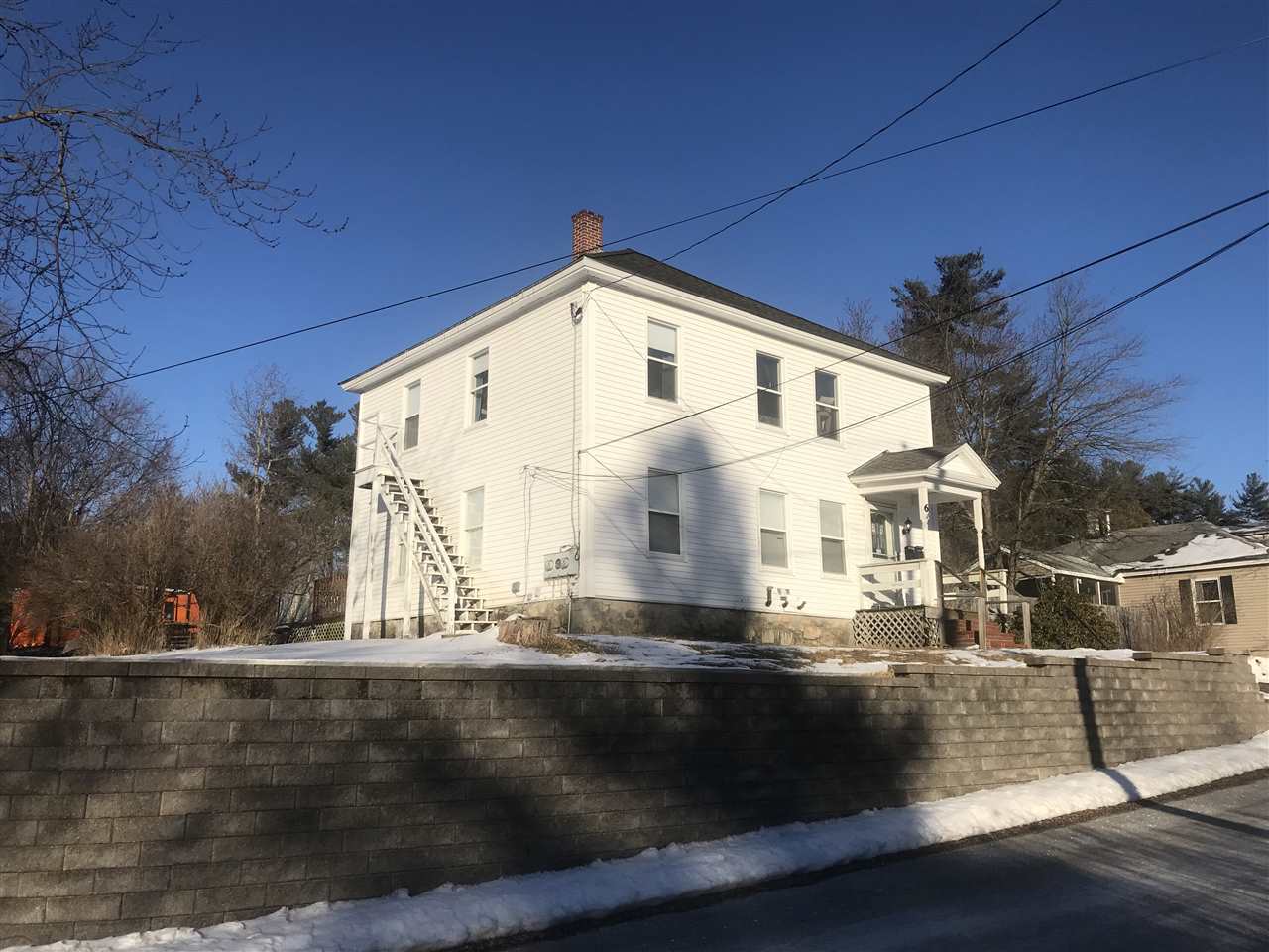 6 Florence Street Derry, NH 03038 - Photo 2 of 32 Gallery Image 2