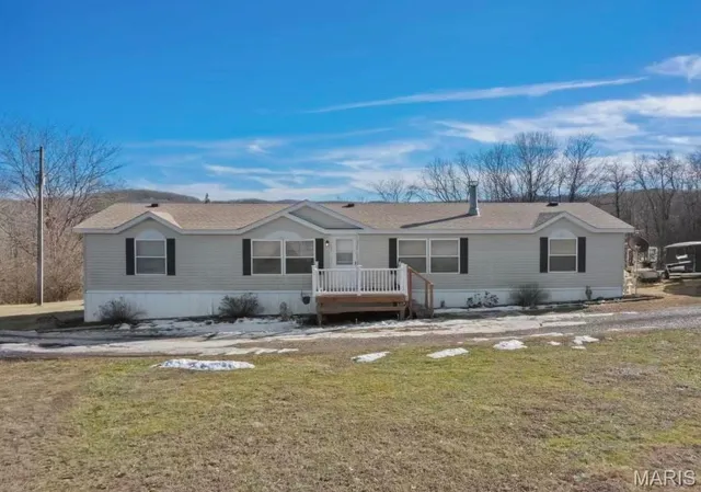 $315,000 | 91 Lakeside Drive, Elsberry, MO 63343