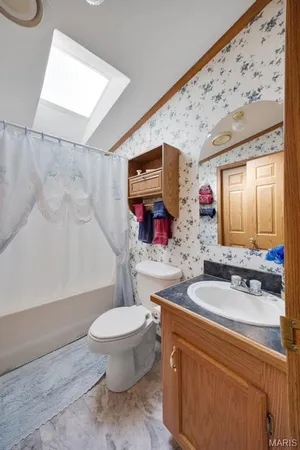 $315,000 | 91 Lakeside Drive, Elsberry, MO 63343