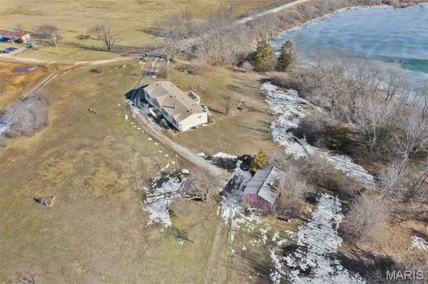$315,000 | 91 Lakeside Drive, Elsberry, MO 63343