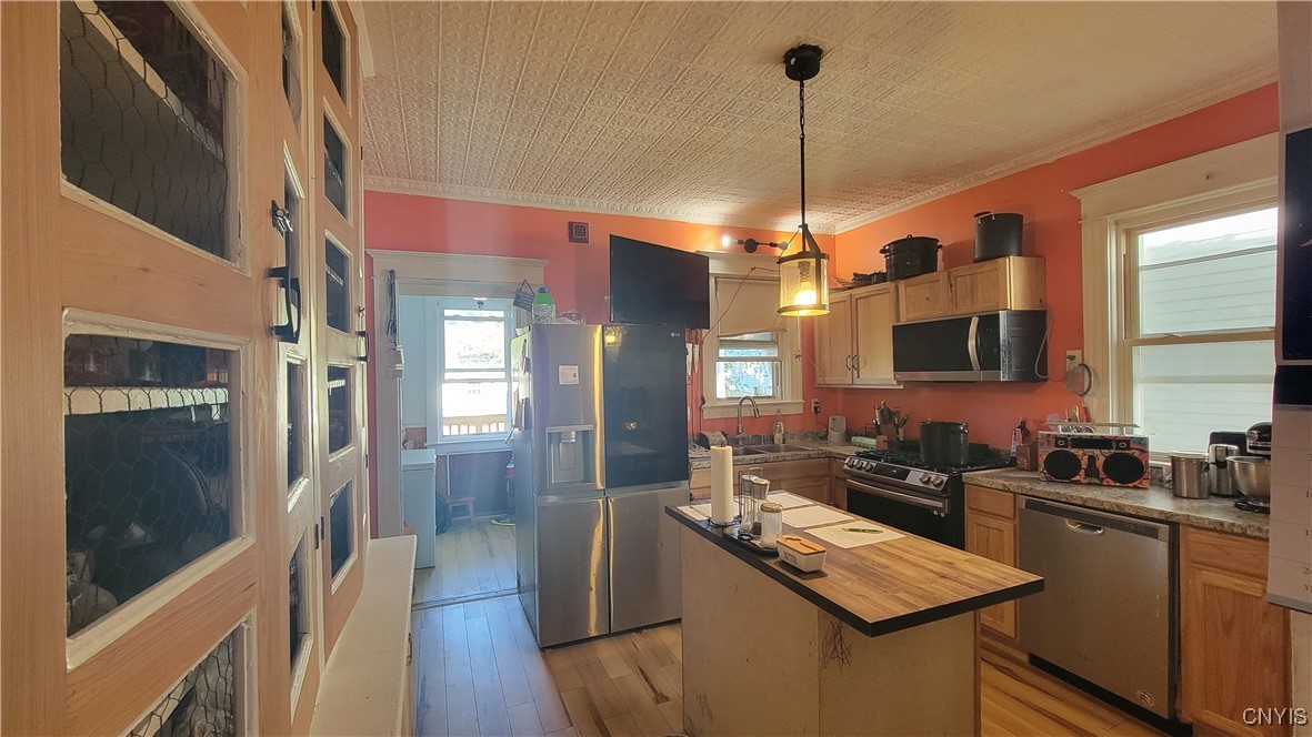 524 West Thomas Street Rome, NY 13440 - Photo 6 of 20