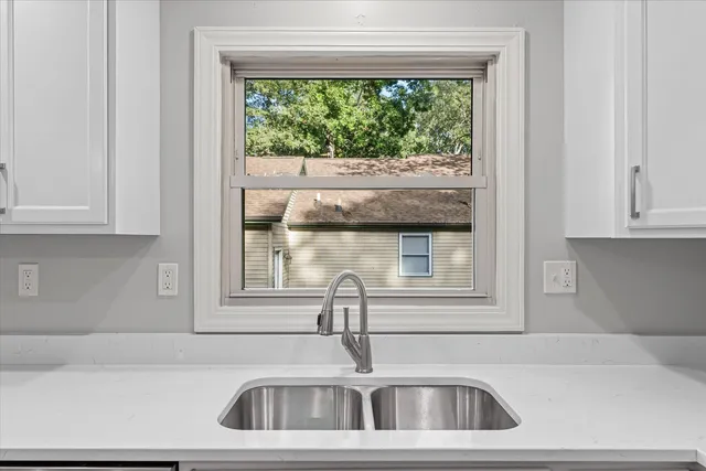 $334,900 | 1101 East Pin Oak Drive, Mahomet, IL 61853