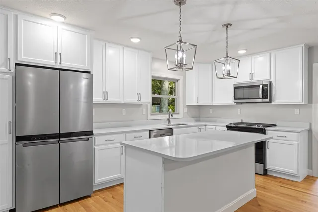 $334,900 | 1101 East Pin Oak Drive, Mahomet, IL 61853