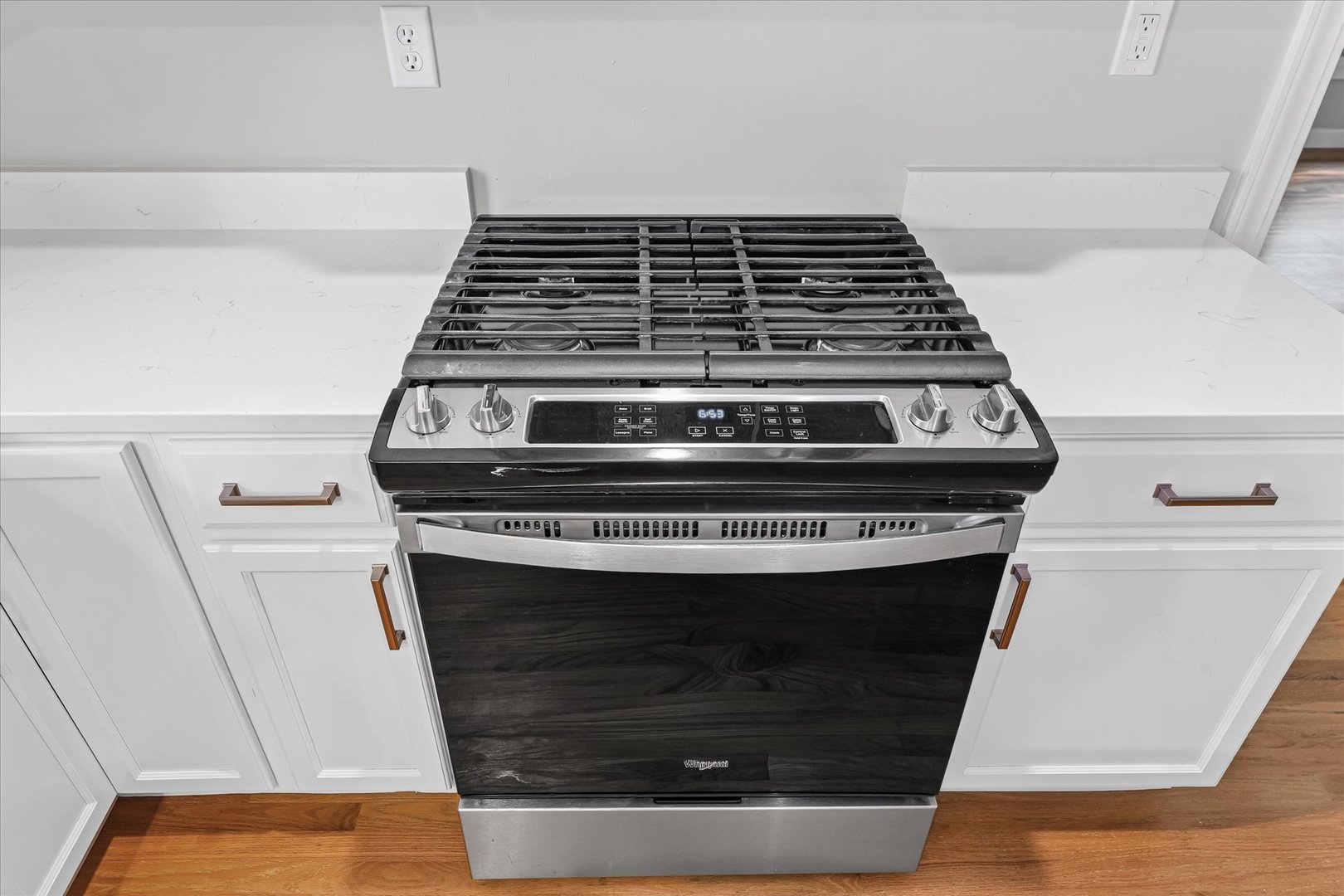 1101 East Pin Oak Drive Mahomet, IL 61853 - Photo 22 of 57